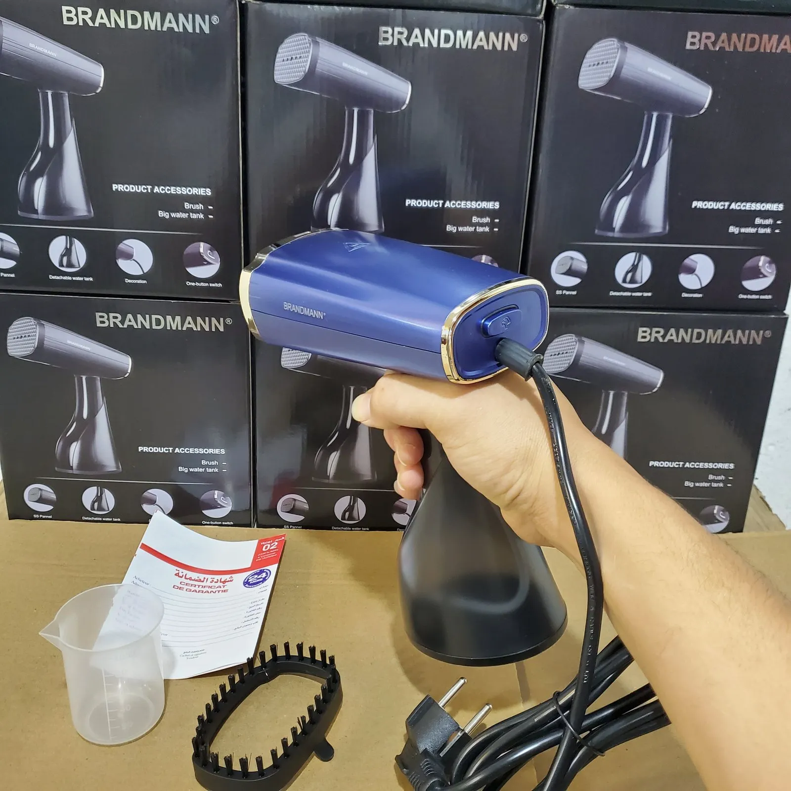 Défroisser a vapeur 1300W 380ML Brandmann BR-109 - الصورة 3