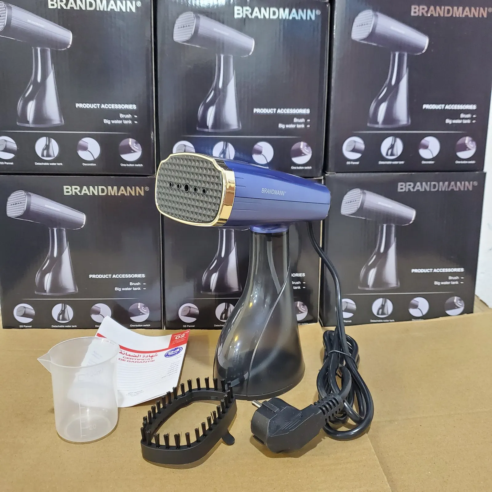 Défroisser a vapeur 1300W 380ML Brandmann BR-109
